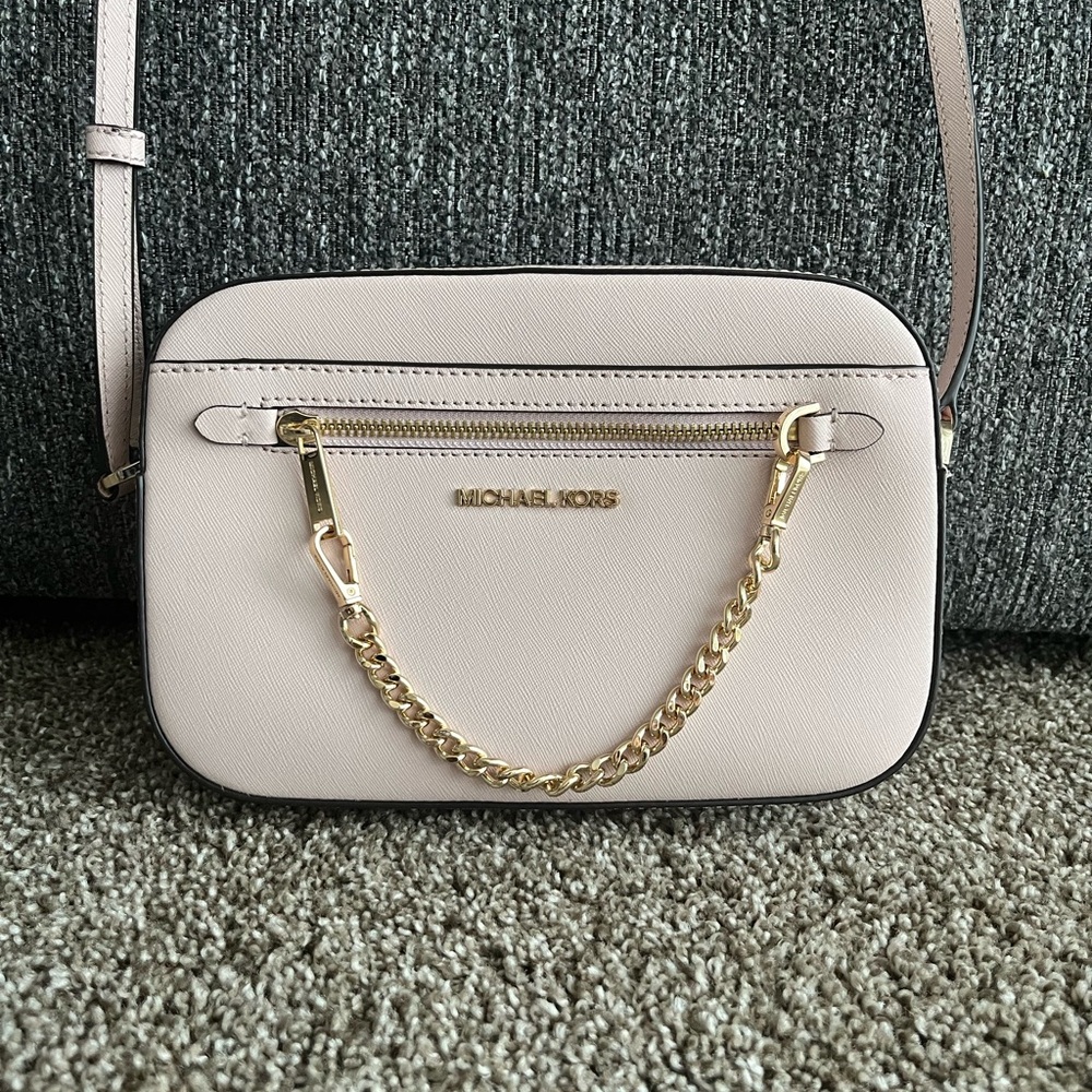 Michael Kors Jet Bag